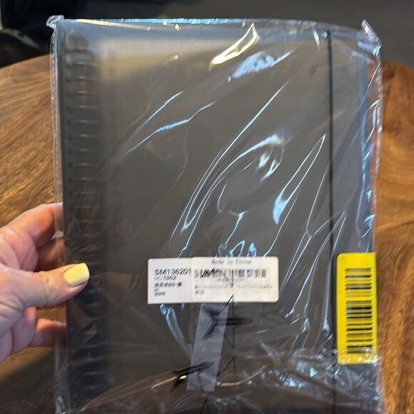 Music binder with staff paper - Picture 5 of 5